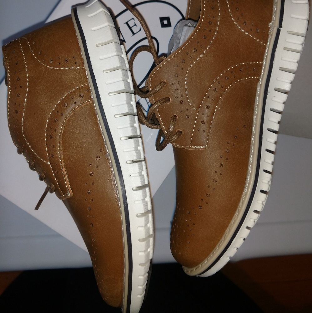 NEW Steve Madden Oxford for Boys size 13 Cognac - Picture 2 of 5